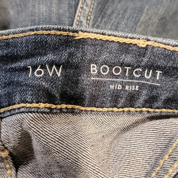 Simply Vera Vera Wang Women's Bootcut Jeans Size 16W Mid Rise - Picture 6 of 9